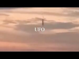 インドネシアの海にUFO が落下　2021年5月26日
